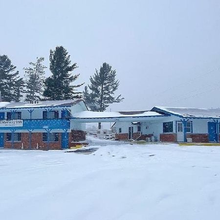 Waterway Inn Индиан-Ривер Экстерьер фото